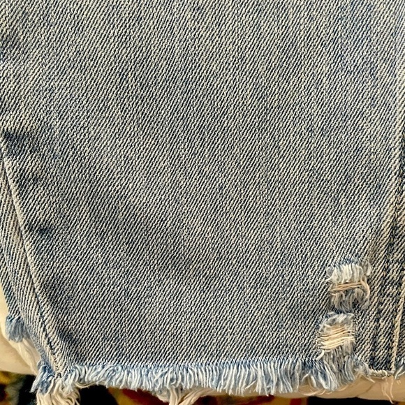 NWOT‎ Free People 5 Button High Waisted Distressed Straight Jean size 29 - Picture 5 of 5
